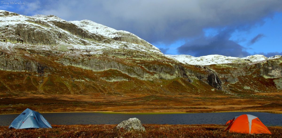 Wild camping in the Norwegian mountains — free under Norway's right to roam (allemannsretten)